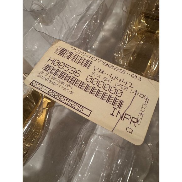 Set of 8 QVC Bethlehem Lights Gold Window Candles – Battery Operated w/ Sensor - Picture 7 of 11